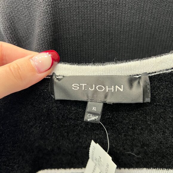 St. John Black White Striped Pullover Jumper Sweater size XL - Picture 9 of 10